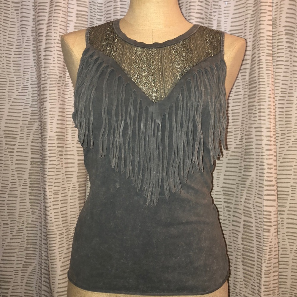 Gimmicks tank top!